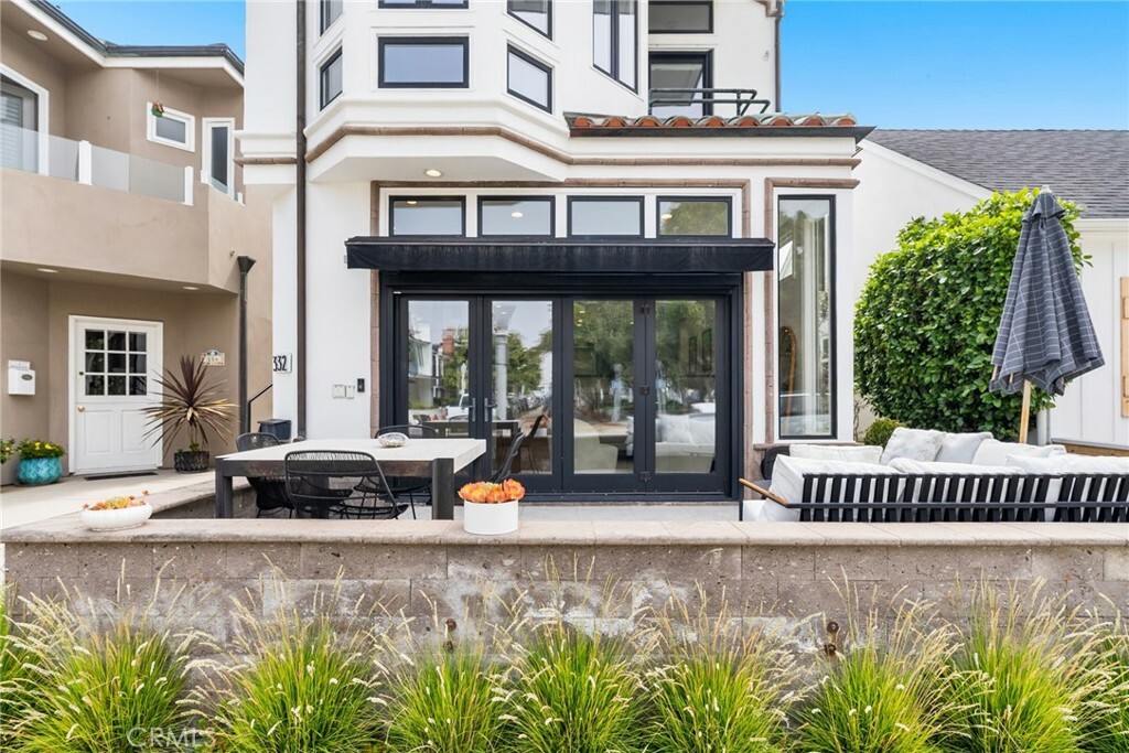 Property Photo: 332 L Street CA 92661