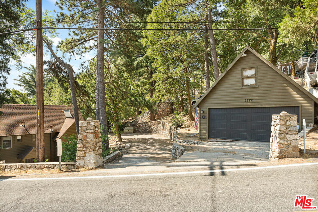 Property Photo:  22771 Crest Forest Drive  CA 92325 