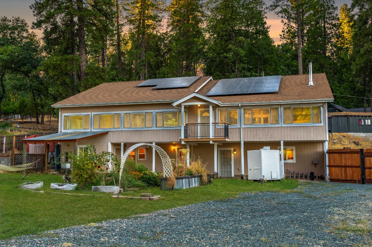 Property Photo:  549 Glenwood Road  CA 95945 