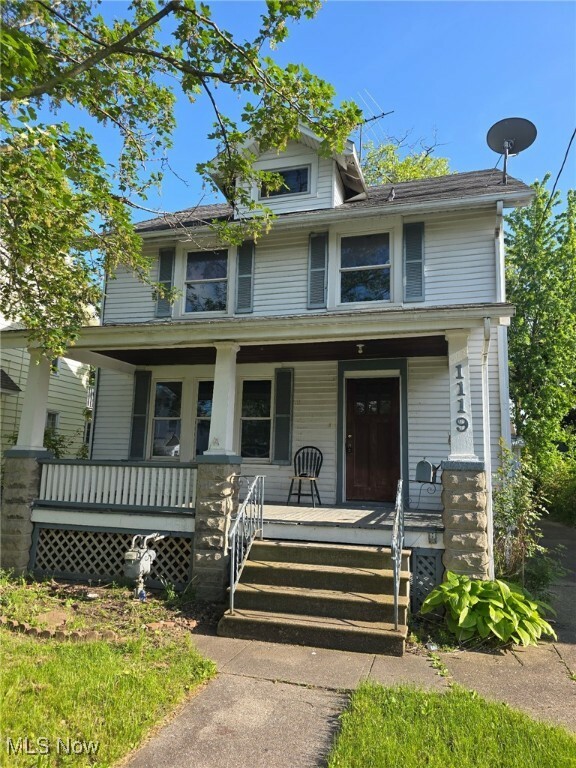 Property Photo: 1119 W 11th Street OH 44052