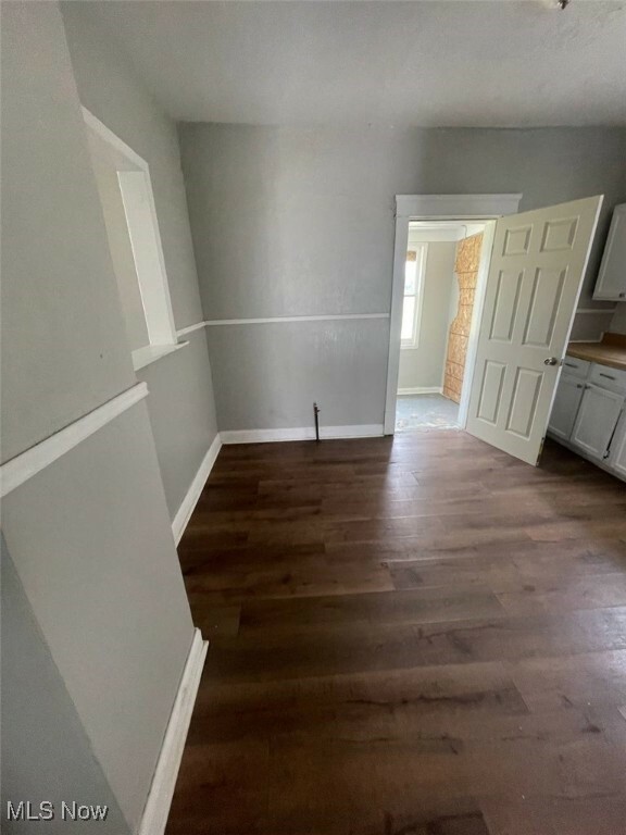 Property Photo: 2909 Denver Avenue OH 44055