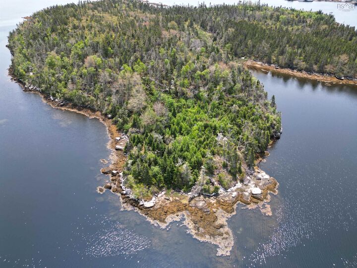 Lot 1 Privateer Island — photo 1
