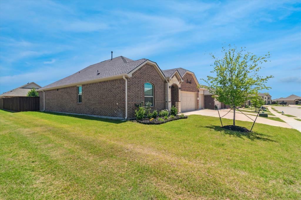 Property Photo: 501 Nolan Way TX 75068