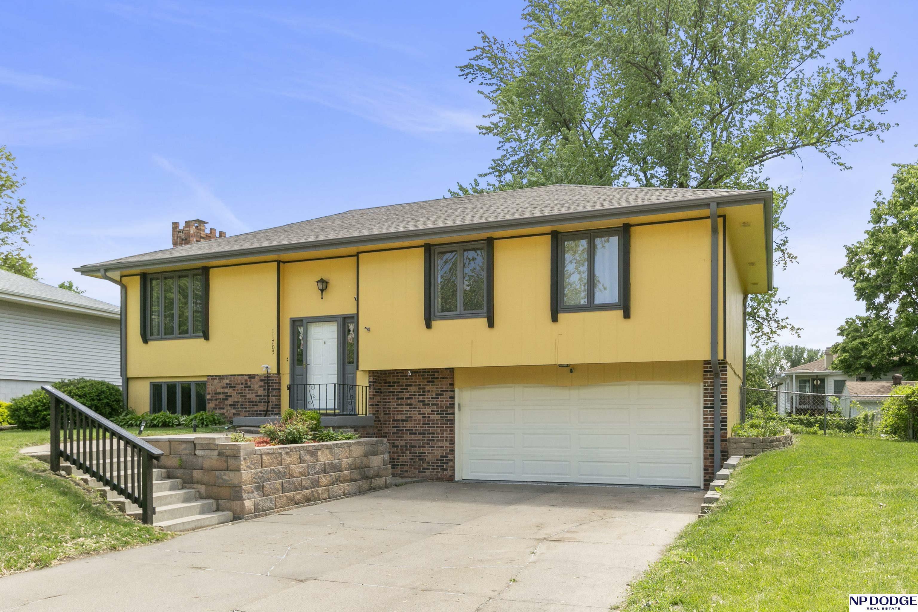 Property Photo: 11705 Grand Avenue NE 68164