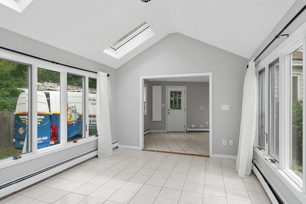 Property Photo: 4 Sterling Ln A MA 01886