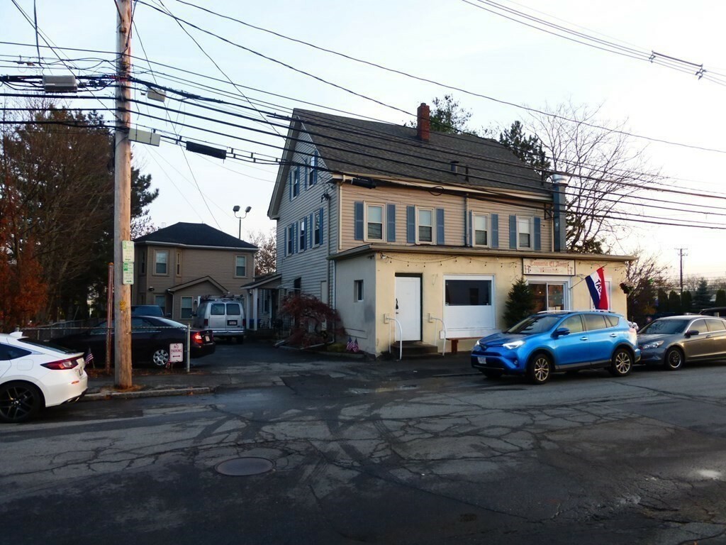 194-196 Willow St  Waltham MA 02453 photo