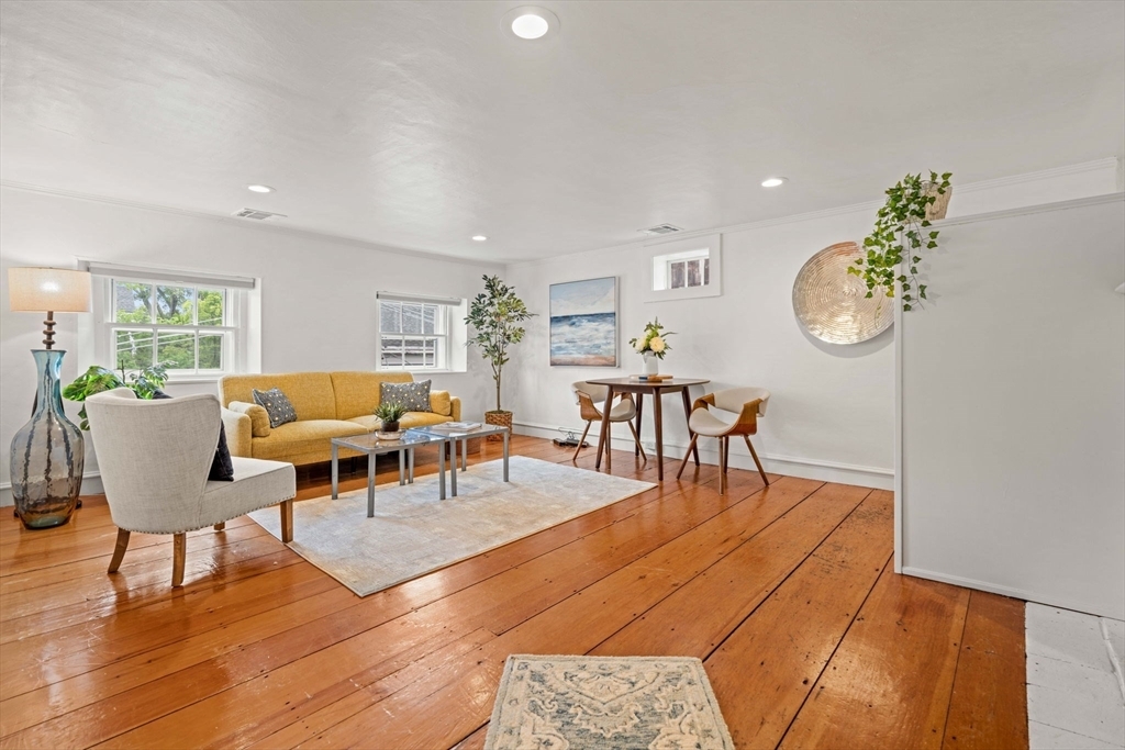 Property Photo: 218 Washington St 5 MA 01945