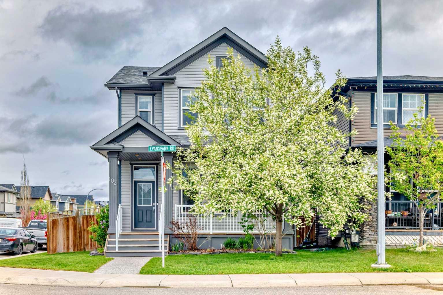 Property Photo: 102 Evanspark Road NW AB T3P 0G6