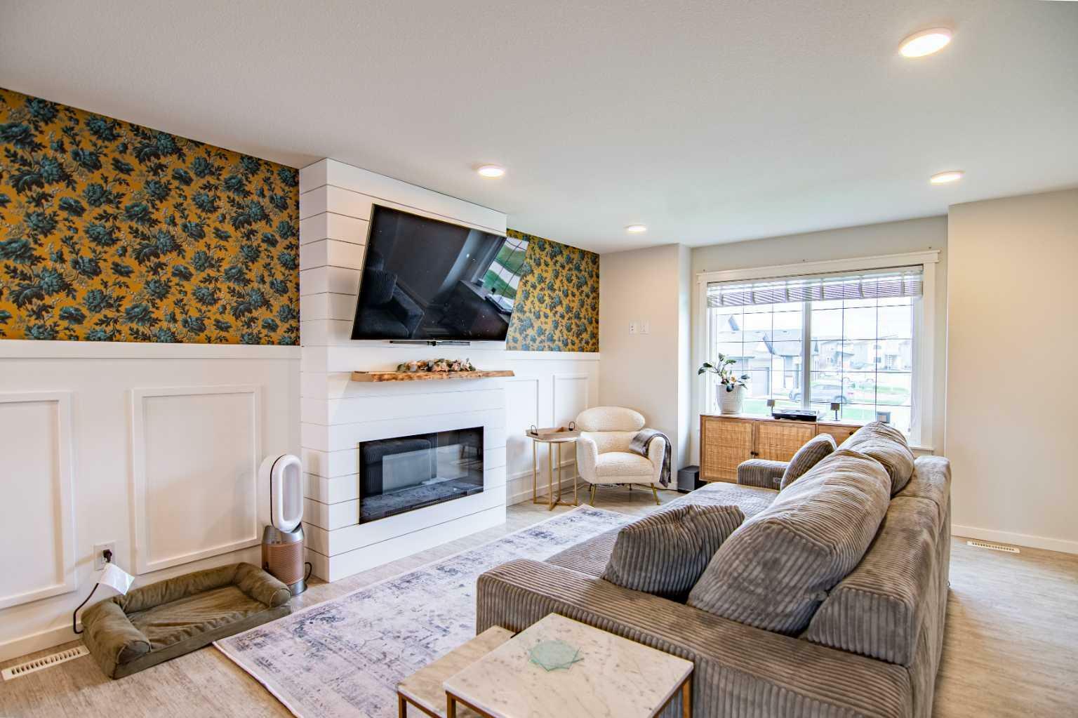 Property Photo: 62 Aurora Heights Boulevard AB T4M 0M6