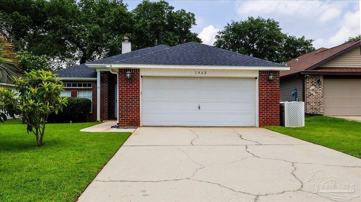 Property Photo: 1462 Camrose Pl FL 32534