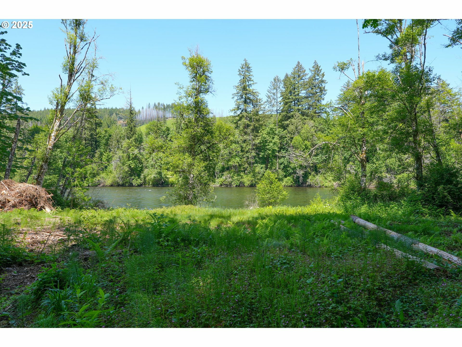 Property Photo: Goodpasture Rd OR 97488