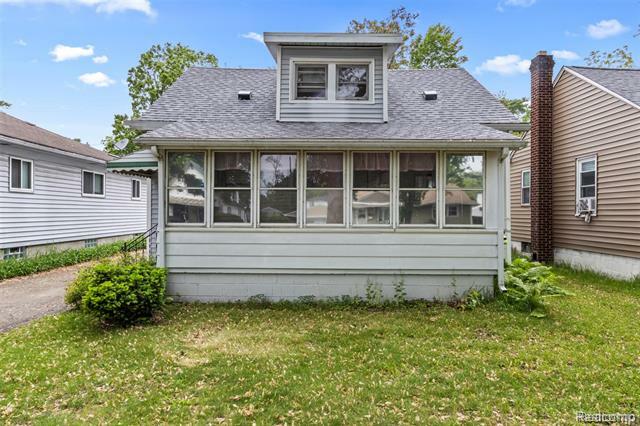 1141 E Madge Avenue  Hazel Park MI 48030 photo
