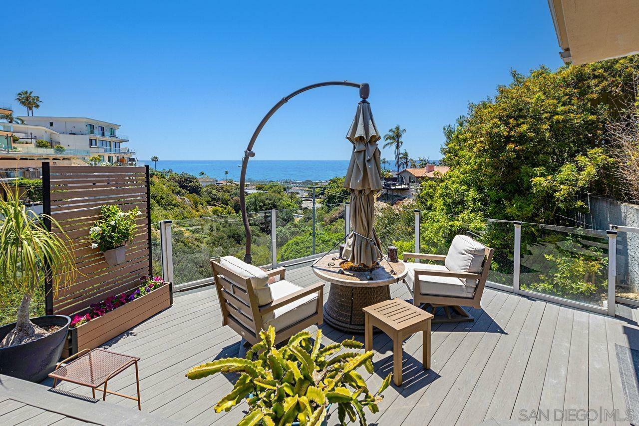 Property Photo: 1177 Avenida Amantea CA 92037