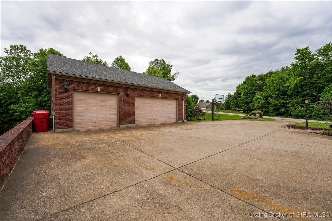 Property Photo: 1830 Cedar Pointe Drive NE IN 47112