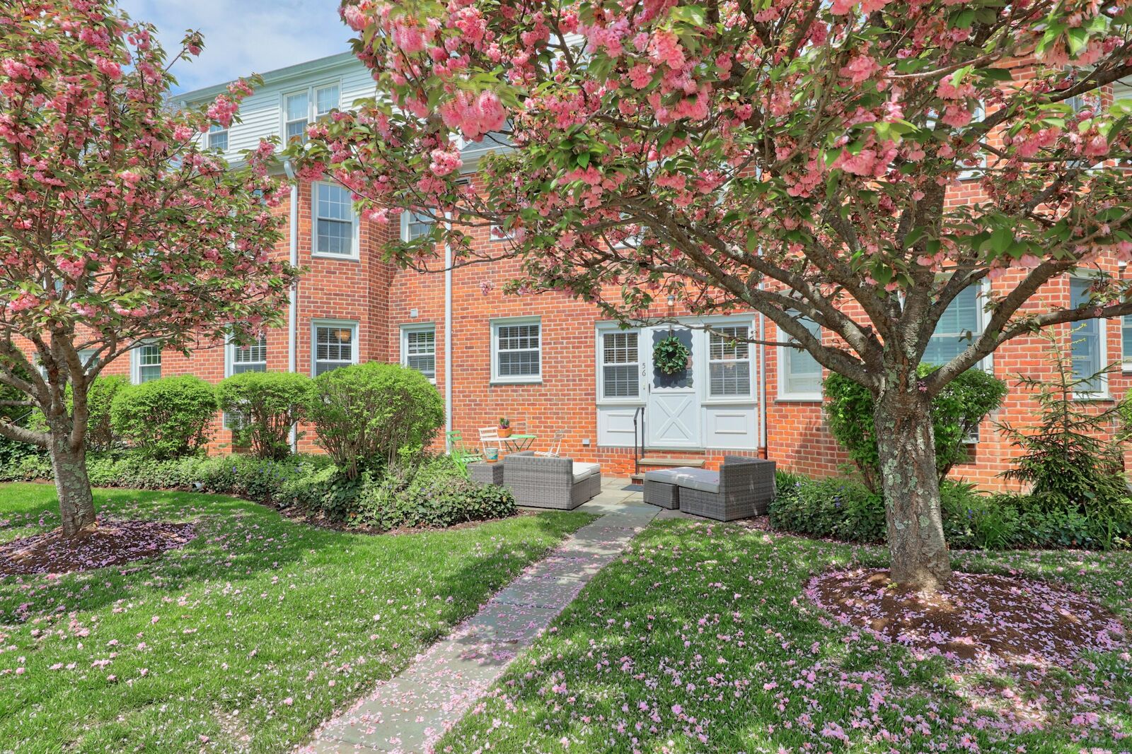 Property Photo:  56 Putnam Park  CT 06830 