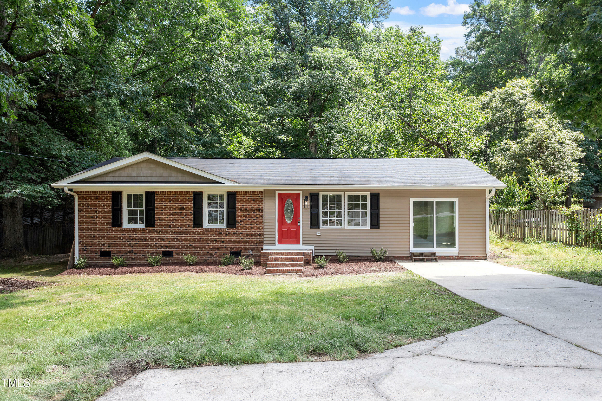 Property Photo: 7216 Carlton Drive NC 27616