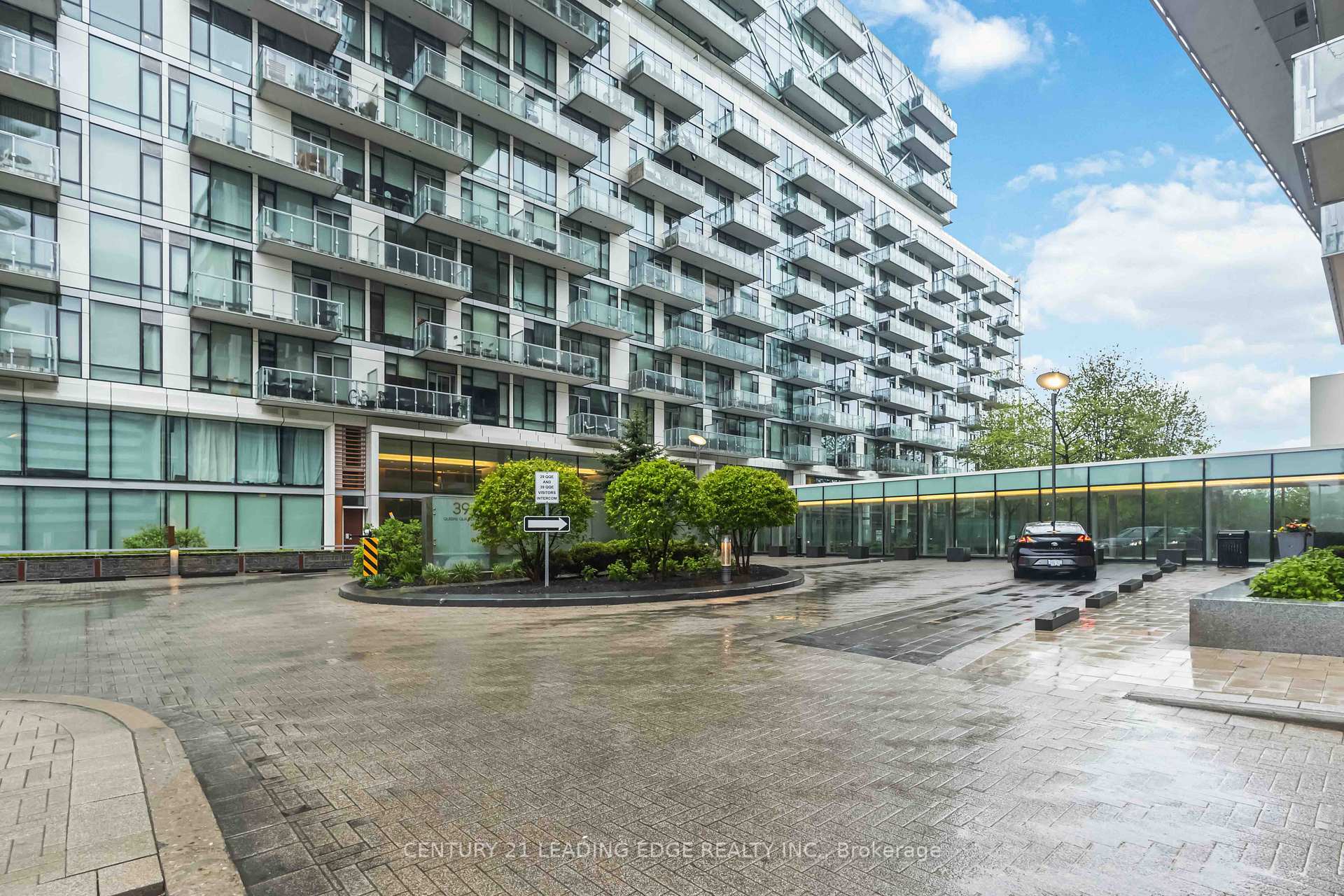 Photo de la propriété: 39 Queens Quay E 415 ON M5E 0A5