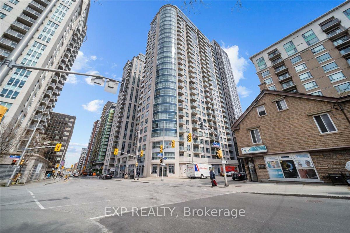 Property Photo: 195 Besserer Street 2009 ON K1N 0B6