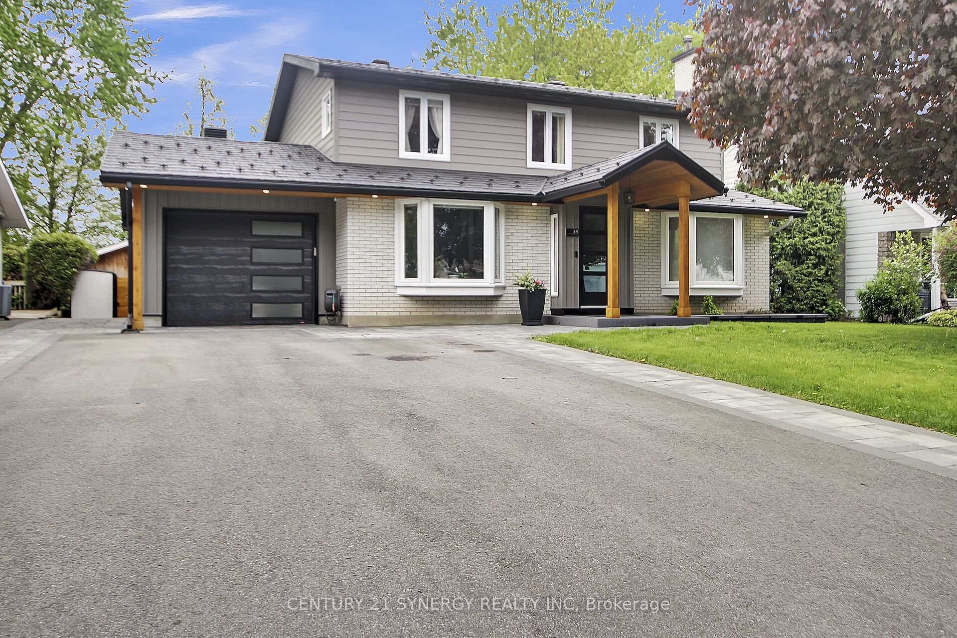 26 Seymour Avenue  Cityview - Parkwoods Hills - Rideau Shore ON K2E 6P2 photo