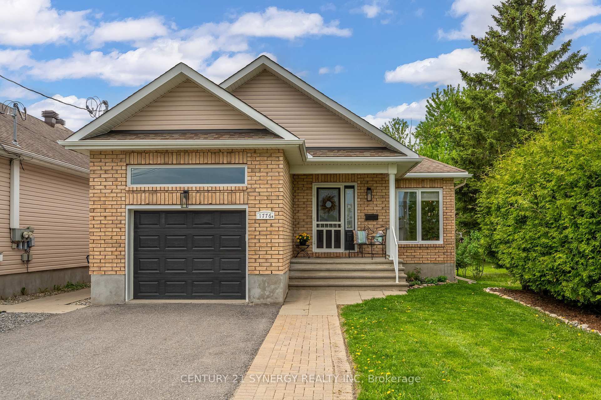 Photo de la propriété: 1776 Belcourt Boulevard ON K1C 1M5