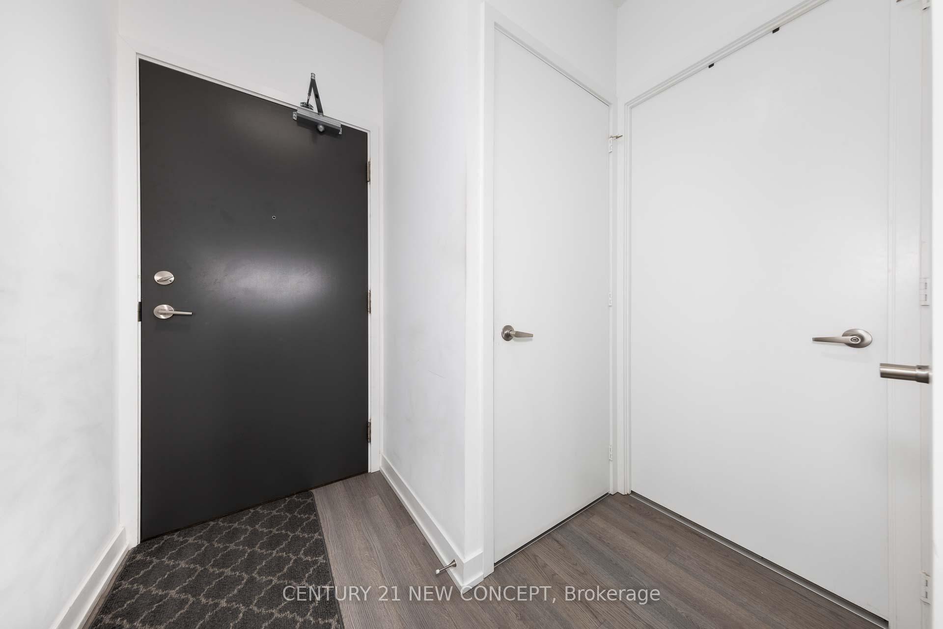 Property Photo: 5180 Yonge Street 416 ON M2N 5P6