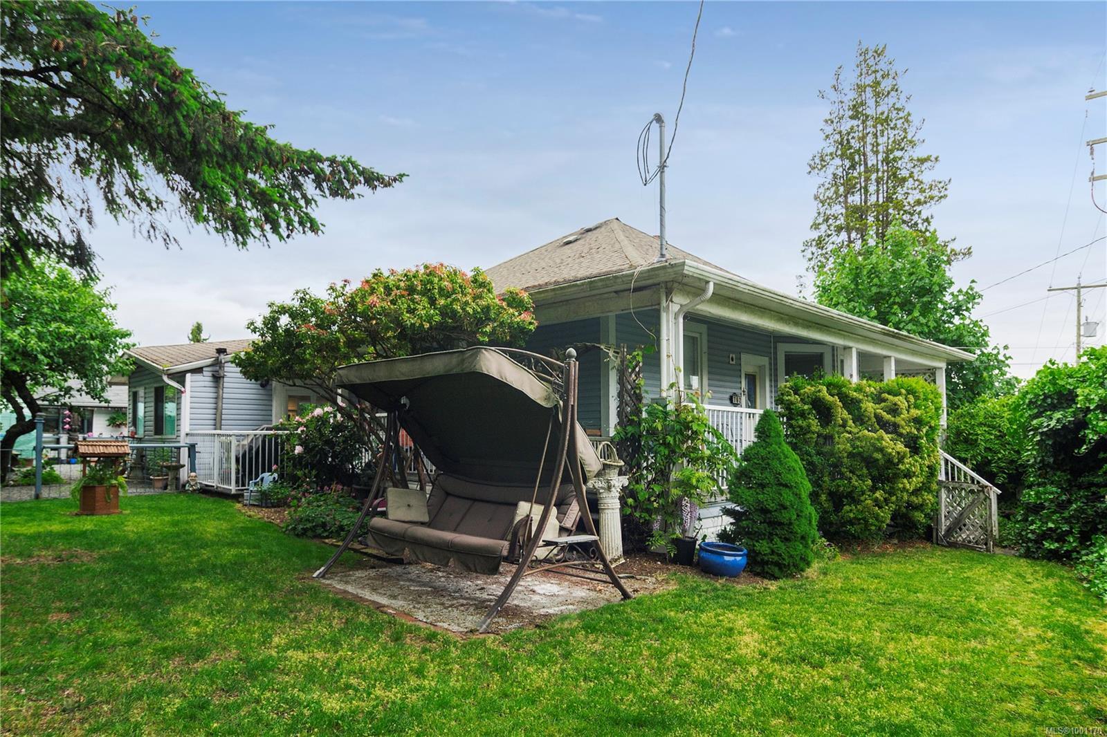 762 Albert St  Nanaimo BC V9R 2W5 photo