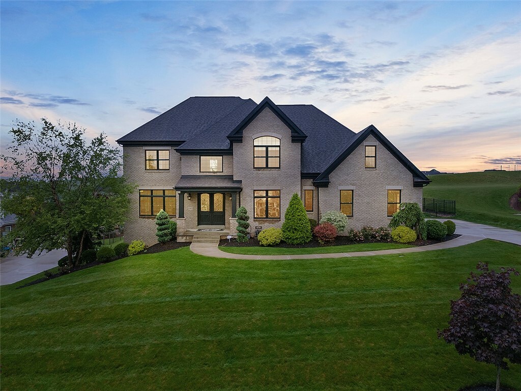197 Wellington Cir  Peters Twp PA 15317 photo
