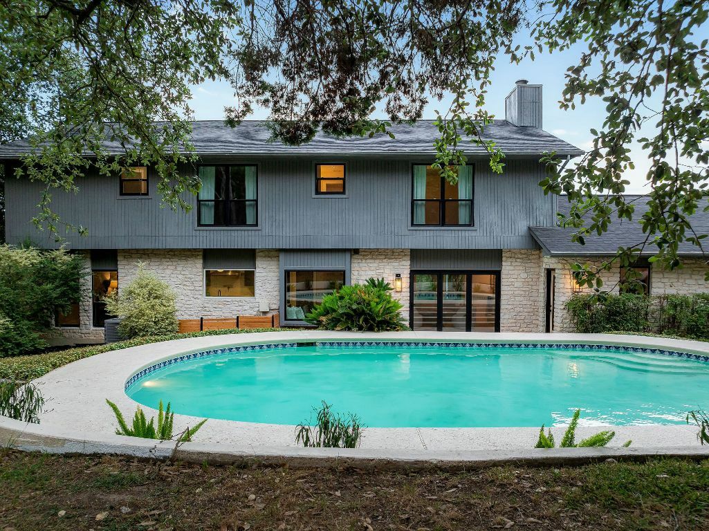 Property Photo: 7302 Jester Boulevard TX 78750