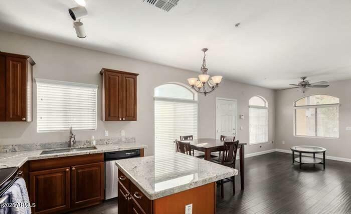 Property Photo: 2401 E Rio Salado Parkway 1140 AZ 85288