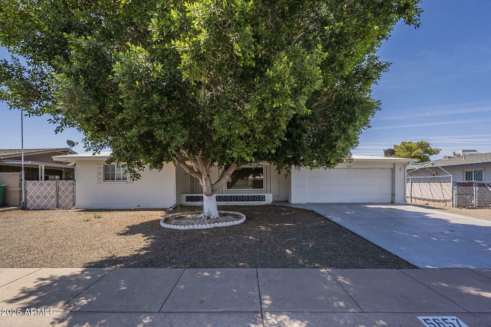 Property Photo: 5657 E Dallas Street AZ 85205
