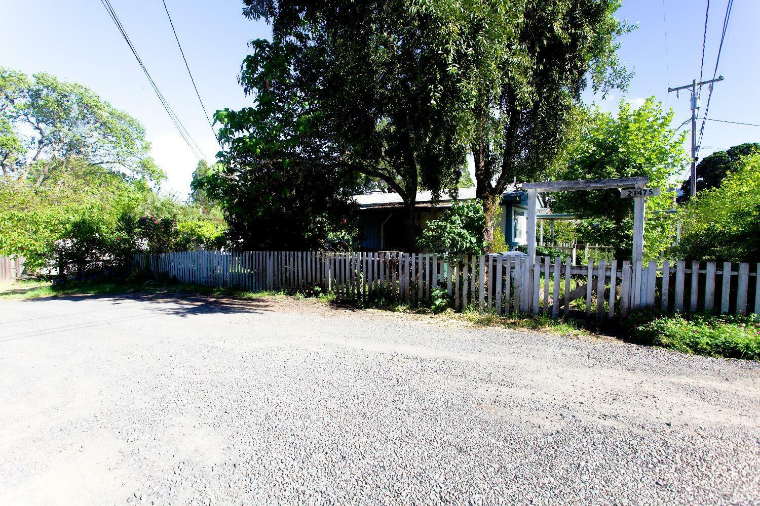 Property Photo: 21475 Poplar Avenue CA 95490