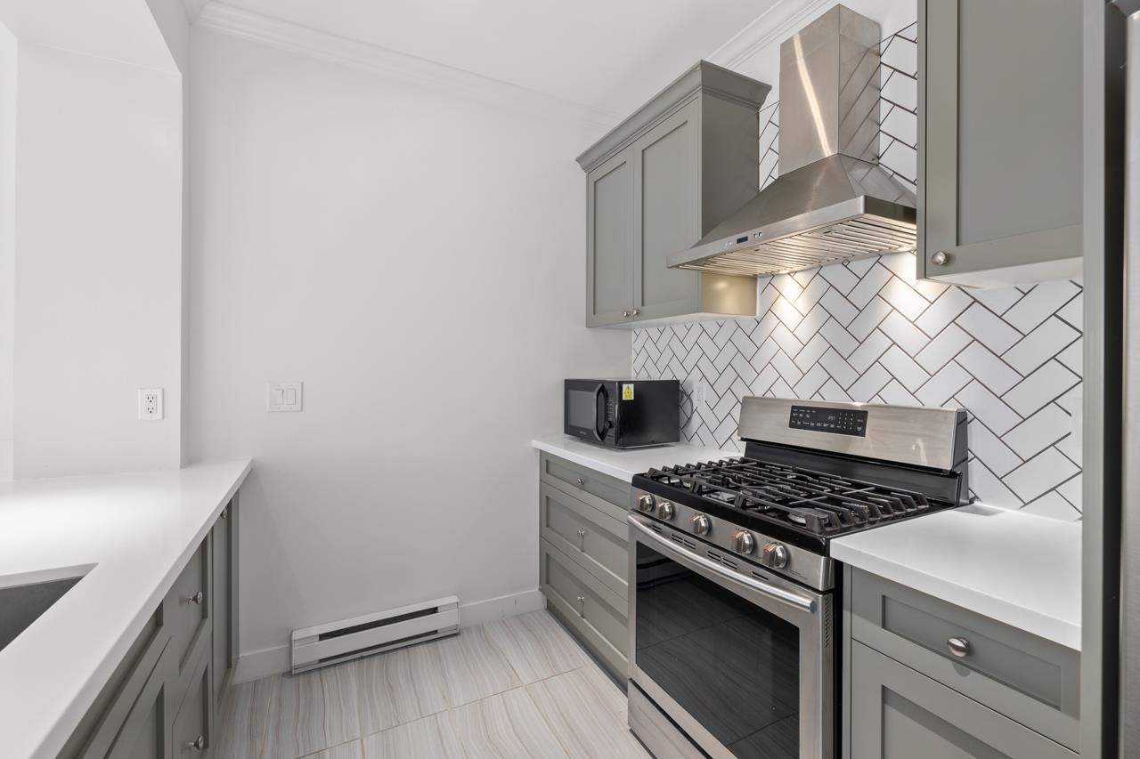 Property Photo: 3799 Granville Avenue 3 BC V7C 1C8