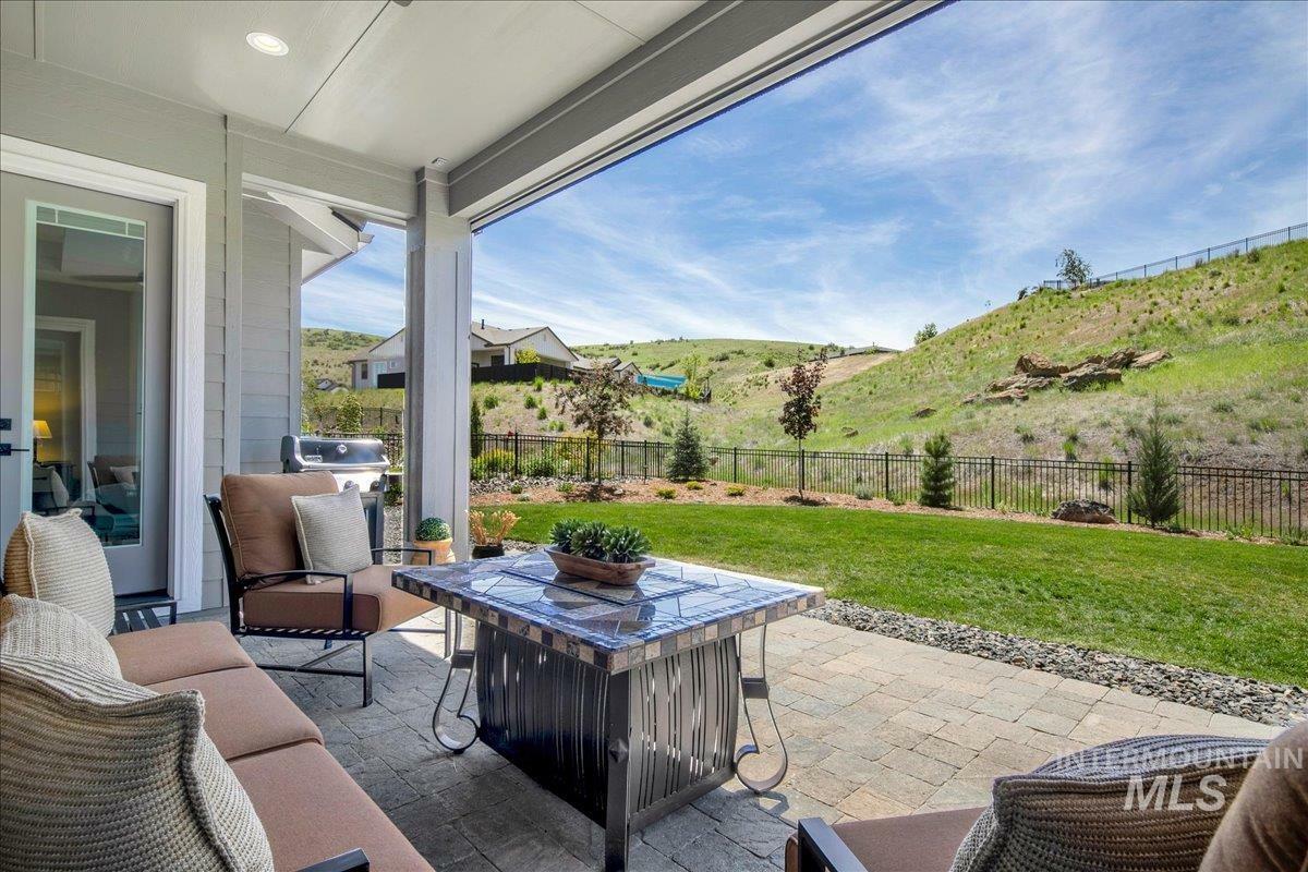 Property Photo: 18105 N Burnt Car Way ID 83714