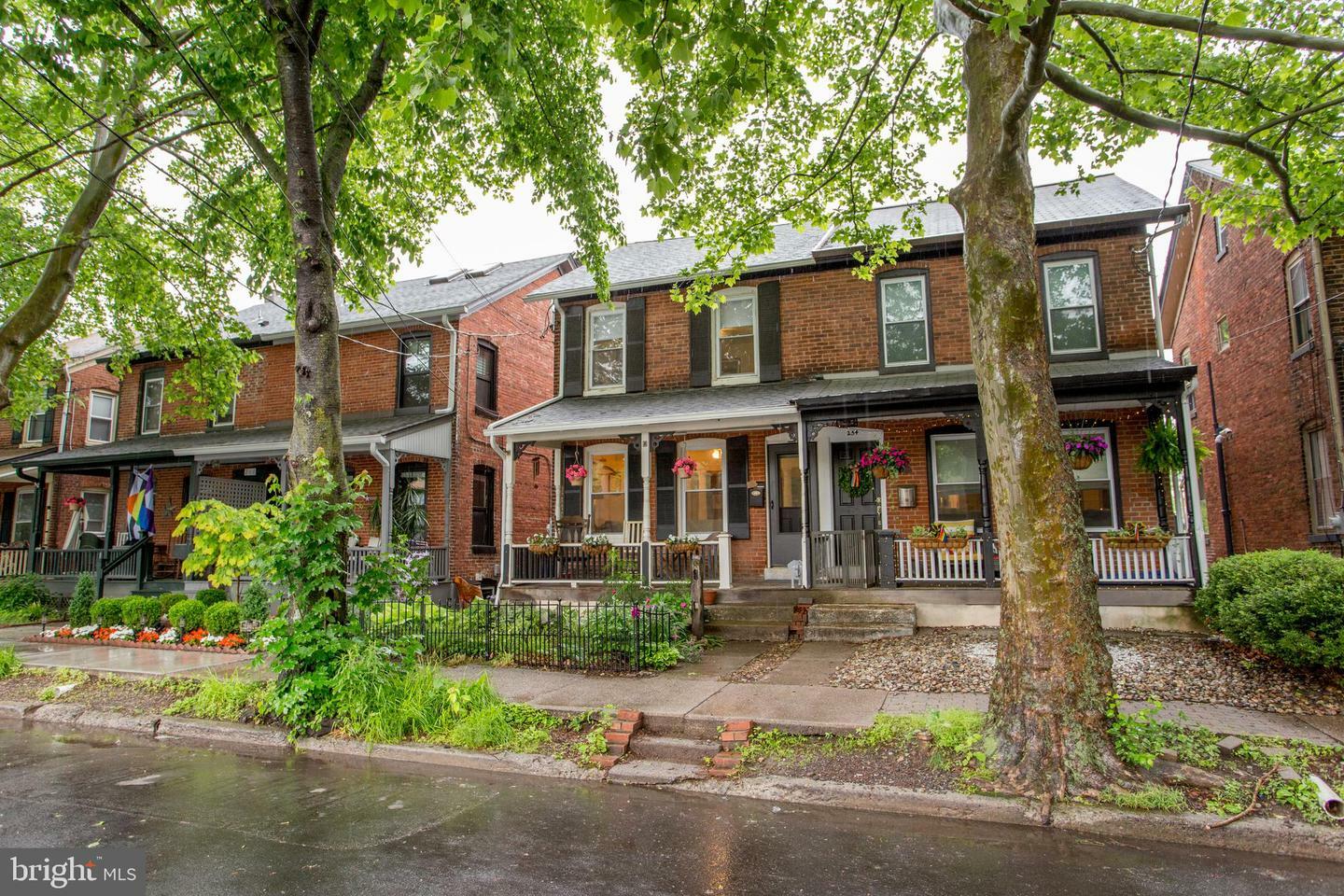 Property Photo: 256 N Union Street NJ 08530