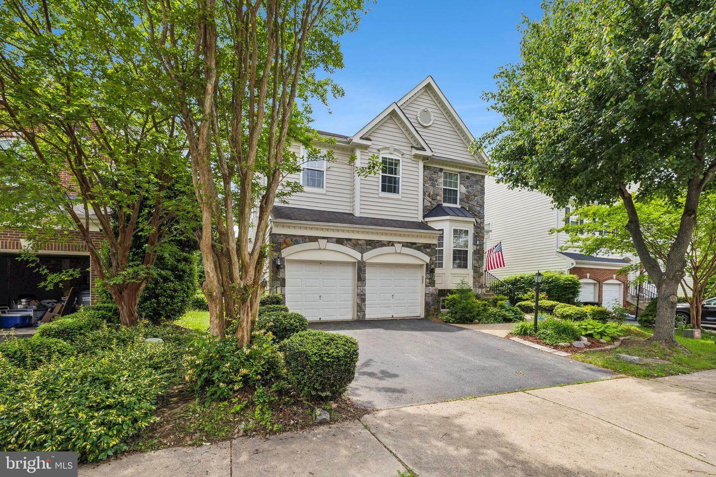 4843 Montega Drive  Woodbridge VA 22192 photo