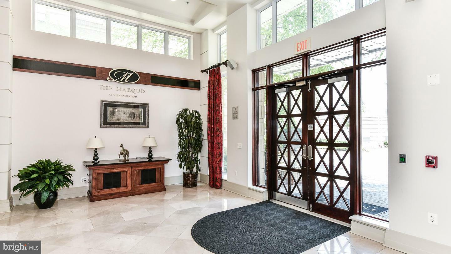 Property Photo: 9490 Virginia Center Boulevard 140 VA 22181