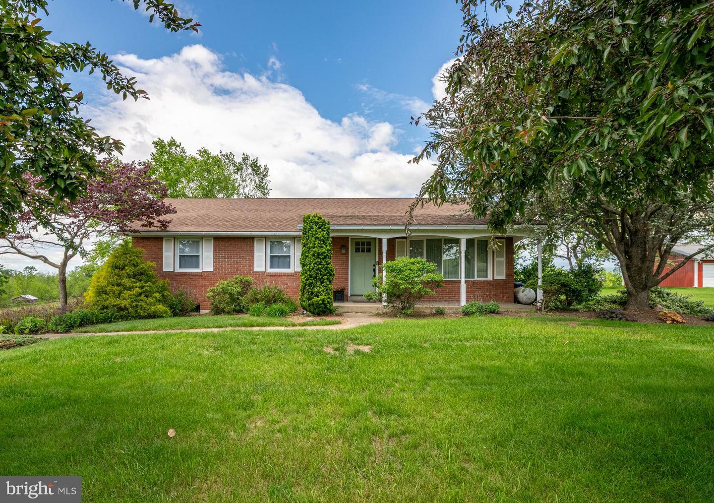Property Photo:  68 Swissdale Road  PA 19506 