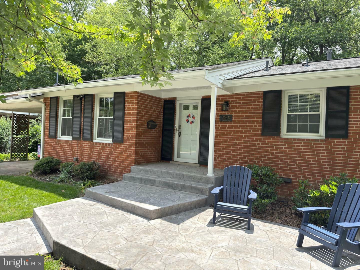 Property Photo:  10317 Cardinal Road  VA 22030 