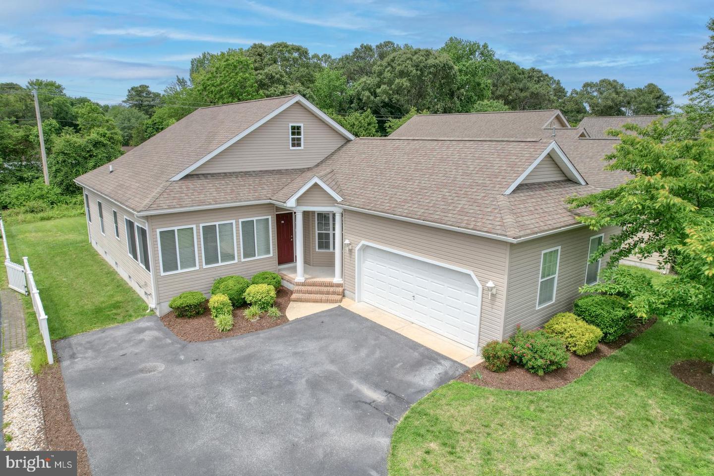 Property Photo:  15 Little Birch Drive  DE 19963 