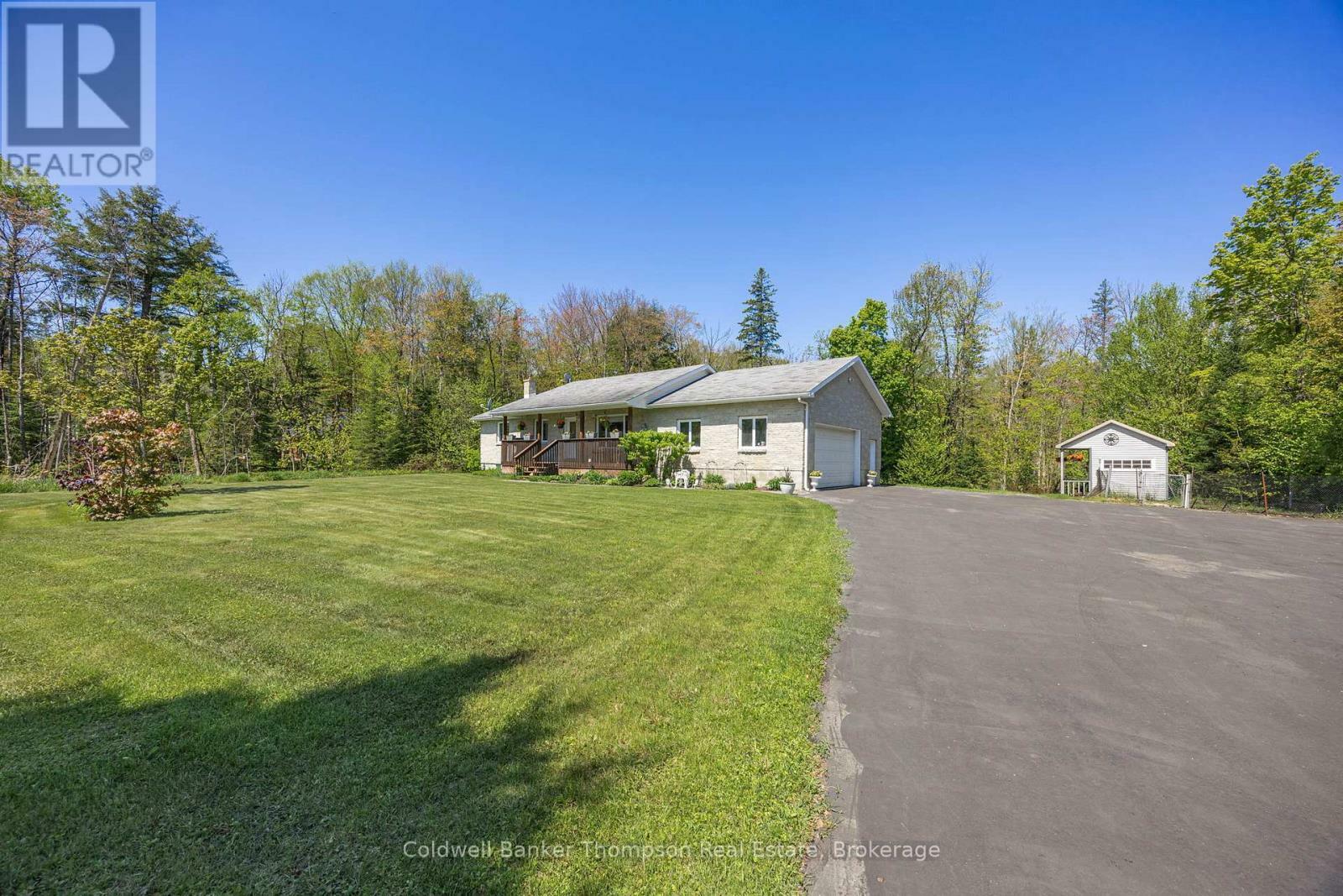 Property Photo:  1170 Old Muskoka Road  ON P0B 1M0 