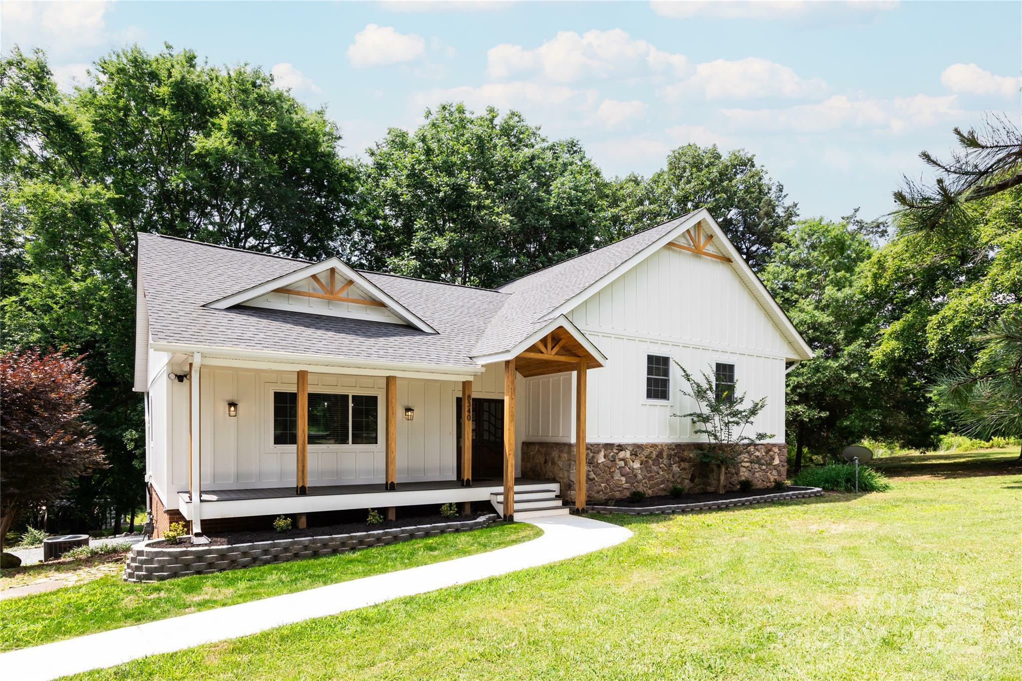 Property Photo: 8340 Brief Road NC 28227