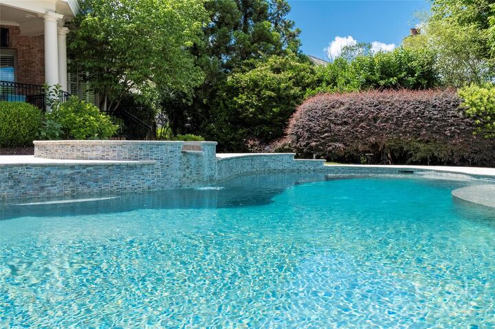 Property Photo: 8721 Lake Challis Lane NC 28226