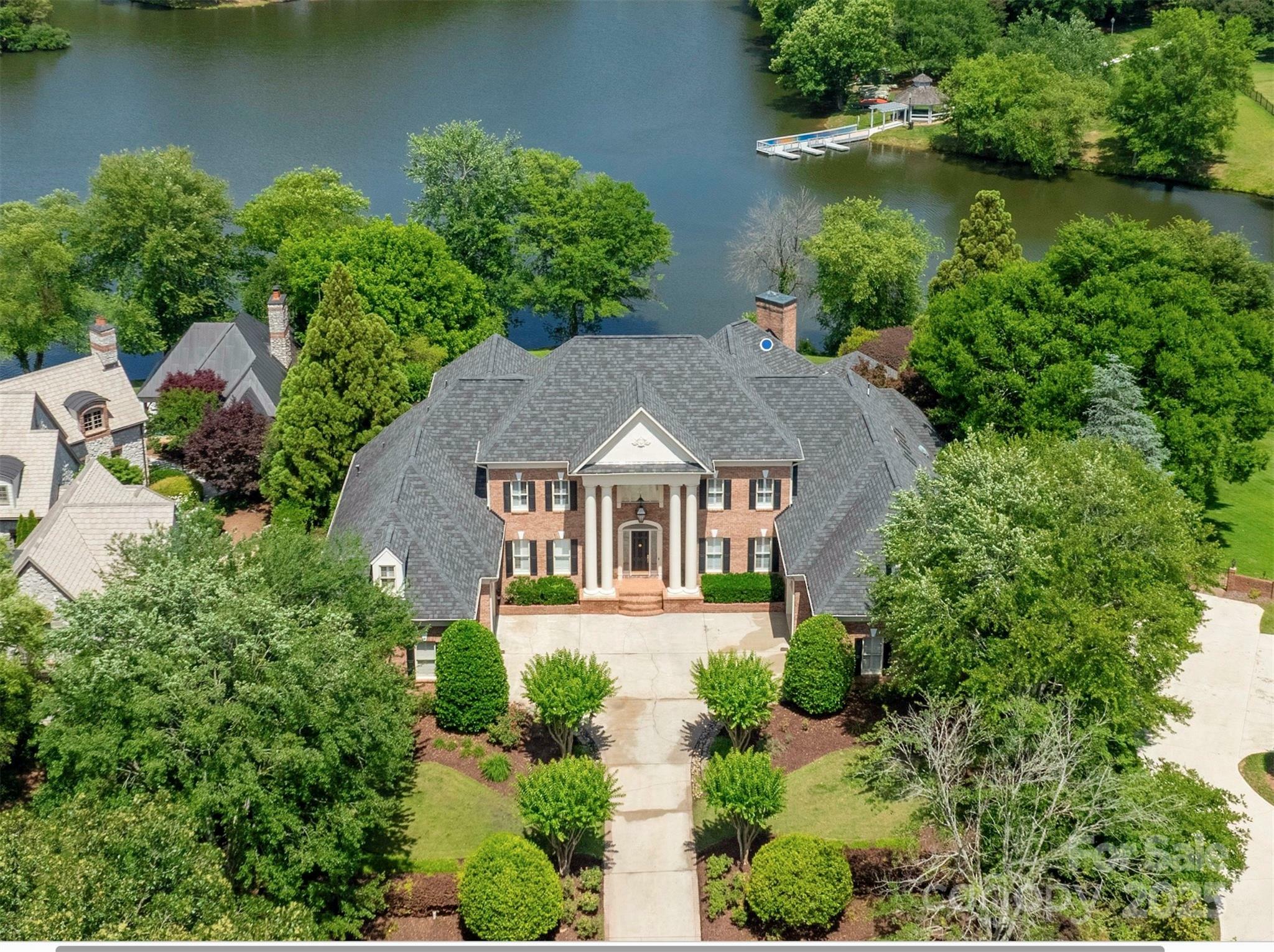 Property Photo: 8721 Lake Challis Lane NC 28226