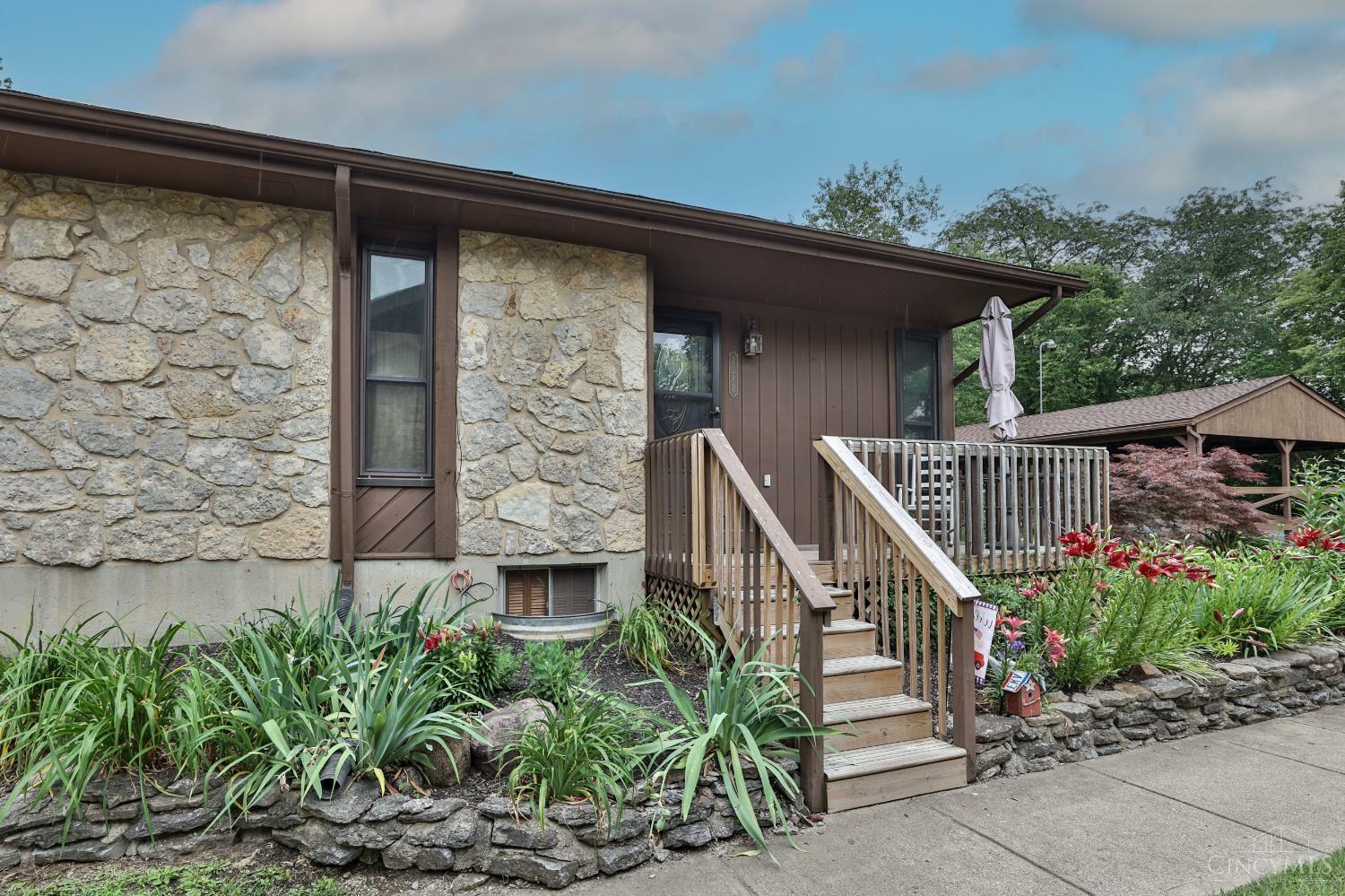 Property Photo:  2282 Joshua Circle  OH 45044 