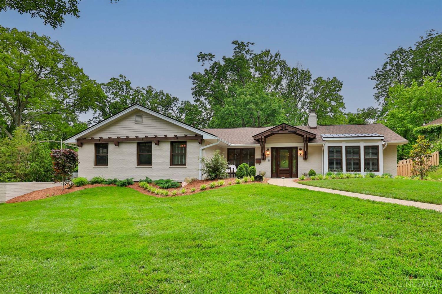 Property Photo: 1242 Rookwood Drive OH 45208