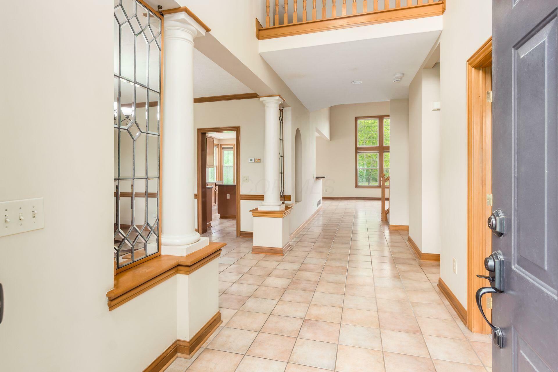 Property Photo: 3308 Vinton Park Place OH 43026