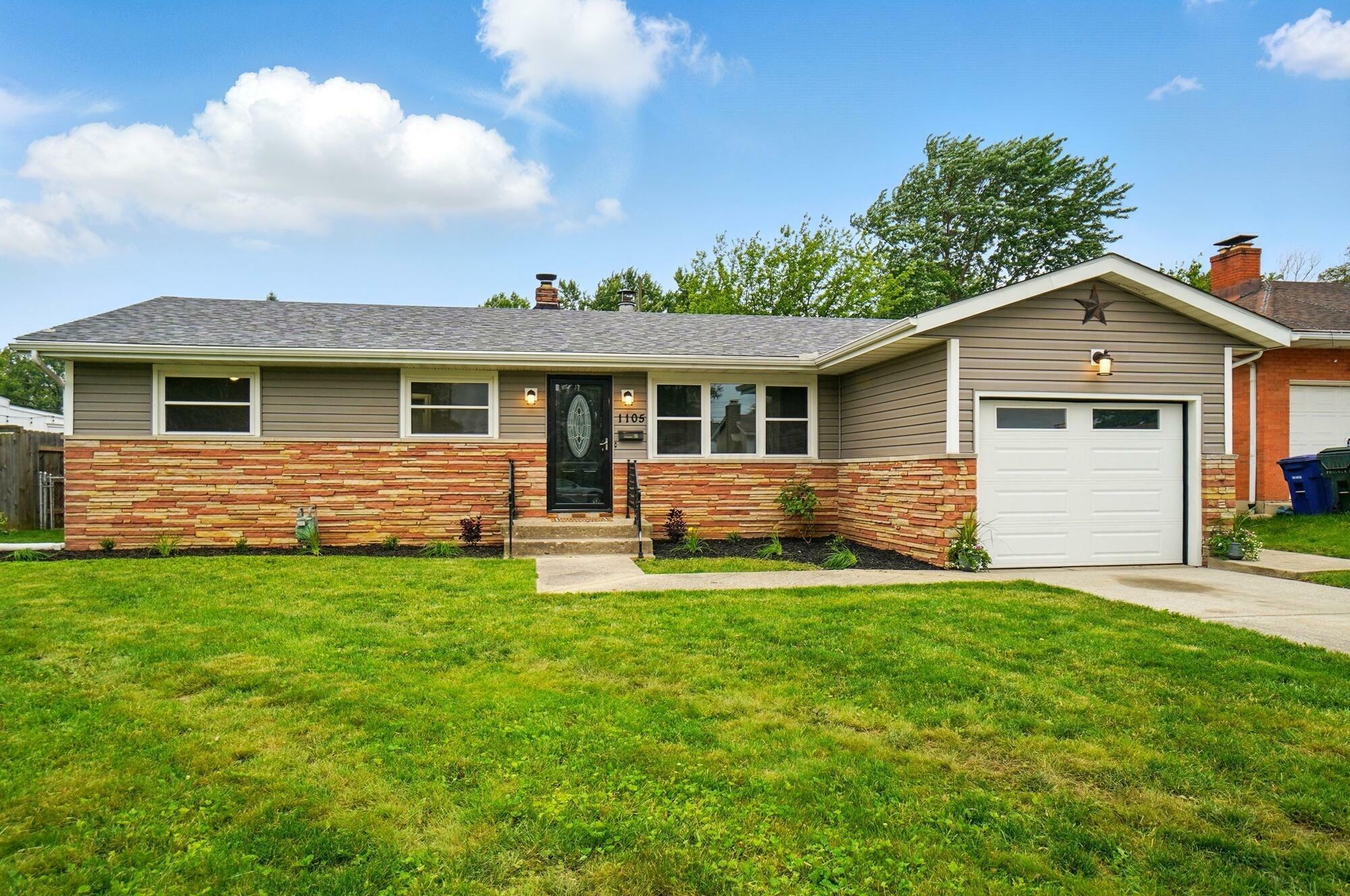 Property Photo:  1105 Fordham Road  OH 43224 