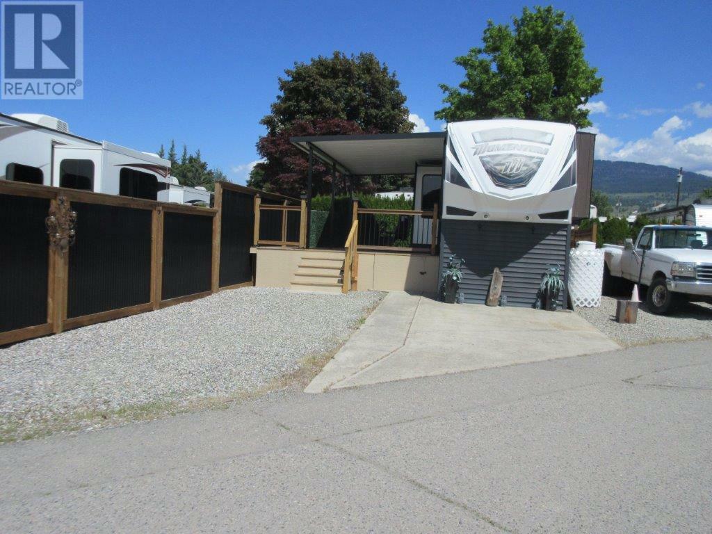 415 Commonwealth Road 570  Kelowna BC V4V 1P4 photo