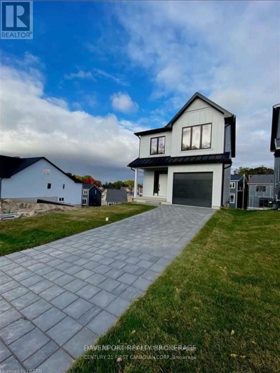Property Photo: 18 Julie Crescent ON N5Z 3X2