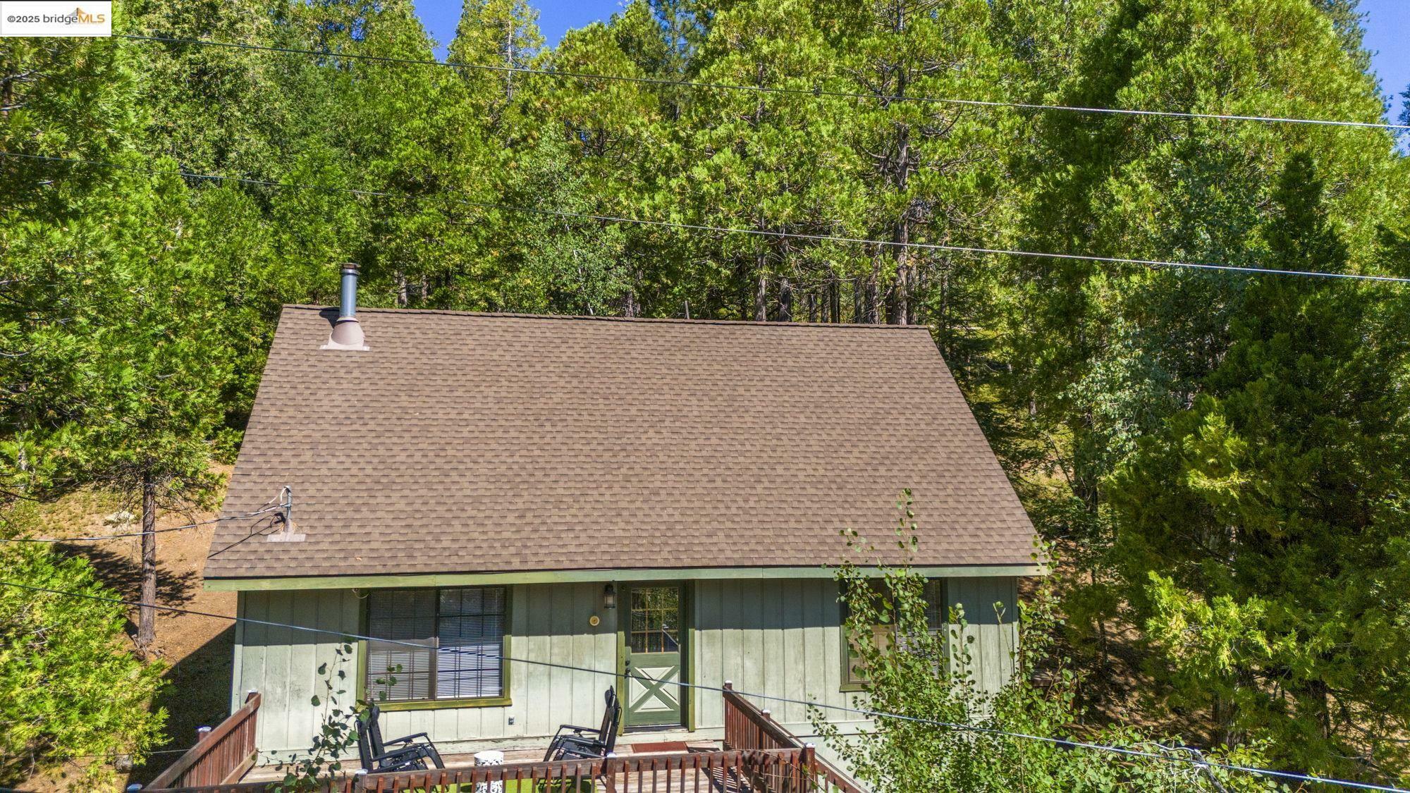 Property Photo: 25488 Rebekah Rd CA 95335